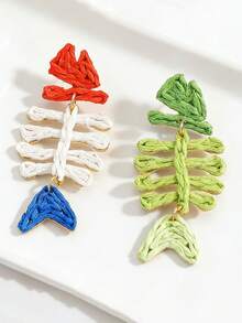 Pendientes de gota con hueso de pescado tejido de estilo bohemio hecho a mano, pendientes de gota con hueso de pescado verde, adecuados para usar en la playa durante el verano - Multicolor - Ver 10