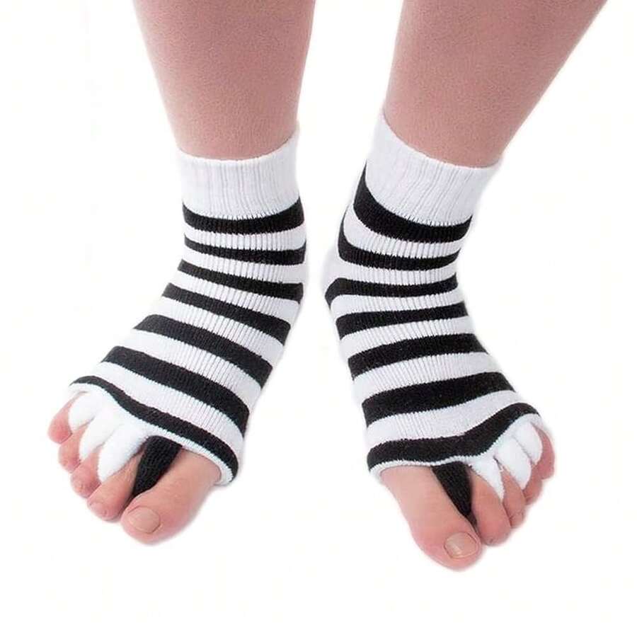 Women Toe Separator Socks Toeless Foot Alignment Socks For Yoga GYM Massage Pain Relief Improves Circulation Stretchy - WhiteFBlacksstripe - View 1