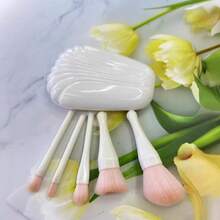 6 Peças Conjunto de Pincéis de Maquiagem em Formato de Concha, Pincéis de Maquiagem Portáteis e Minimalistas, Adequados para Viagem, Penteadeira, Maquiagem, Ferramentas de Maquiagem, Dia dos Namorados, Dia das Mães, Presente para Mulheres, Item Promocional, Pincéis de Maquiagem Profissionais, Kit de Maquiagem Completo - Conjunto de Pincéis de Maquiagem com Espelho em Formato de Concha - Visão 2