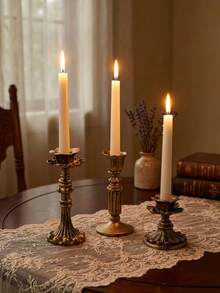 1/3件套法式复古烛台，加厚底座设计，采用无铅玻璃和树脂材质，风格涵盖波西米亚风、极简主义和农舍风，可与法式、复古风、中世纪现代风、轻奢风等多种家居装饰风格完美搭配。可放置于客厅、餐厅、玄关或卧室，是乔迁、结婚、周年纪念和母亲节的理想礼物。 - 多款式 - 查看 8