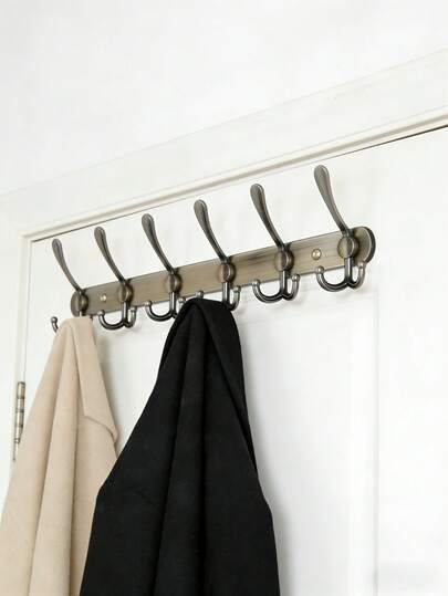 1 pezzo Gancio da parete in metallo, realizzato in acciaio inossidabile, durevole e resistente all'usura. Adatto per scenari di stoccaggio quotidiano come ingressi, porte, armadi, bagni e cucine, rendendolo una scelta ideale.