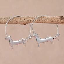 A Delicate And Compact Sausage-Shaped Earring, Perfect For Wearing At Holiday Parties. An Earring Suitable For The Perfect Woman To Wear. - Silver - View 6