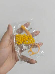 迷你手指枪减压玩具，指环射击器，热门小礼物，生日礼物，节日礼物 - 彩色 - 查看 11