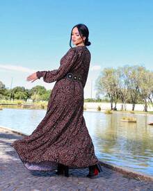 Joceli Long Dress With Floral Print, All-Over Bolero Fabric, For All Evenings. - 黑色和紅色 - 查看 5