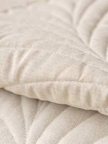 1pc Leaf-Shaped Chenille Sofa Cushion Cover With Leaf Pattern Jacquard - White - View 7