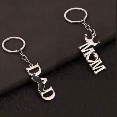 1pc Unisex Stainless Steel MOM/DAD Letter Keychain, Father's Day Mother's Day Gift, Small Accessory Gifts For Mother, Father, Graduation, And Teacher