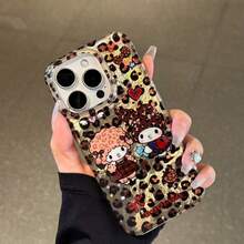 SANRIO 1 chiếc ốp lưng điện thoại Hello Kitty họa tiết băng giá, nơ trái tim dâu tây mới của Kuluomi, thời trang và phù hợp với iPhone 11/12/12 Pro, 13/14/15, 13 Pro/14 Pro/15 Pro, 12 Pro Max/13 Pro Max/14 Pro Max/15 Pro Max, 16, 16 Pro, 16 Pro Max, 17, 17 Pro, 17 Pro Max, thiết kế hoạt hình nữ tính, chống sốc. - Nhiều màu - Xem 1