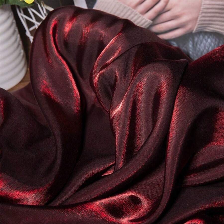 1块闪光酒红色渐变色面料，缝纫材料，DIY服装缝纫用品，尺寸150*100厘米/150*300厘米，缎面丝绸面料，适用于婚礼、装饰、时尚、服装、DIY工艺品 - 300*150cm - 查看 1