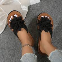 1 Pair Floral Black Flat Sandals - Black - View 5