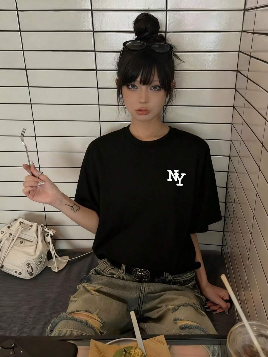 2026夏季新款女士黑色个性化字母印花休闲宽松百搭短袖T恤，学生/上班通勤时尚 - 黑色 - 查看 1