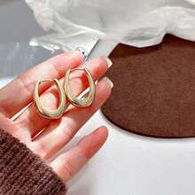 1 par de pendientes tipo ear cuff con diseño geométrico, elegantes y minimalistas, versátiles para el uso diario y el transporte - Dorado - Ver 4