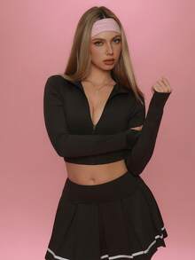 FWH The Playful Campus Set,Stand Collar Crop Jacket / Cropped Zip Jacket / Crop Jacket,High-Waist Color-Block Pleated Skirt With Anti-Peek Design / Flirty High-Waist Pleated Skirt / Color-Block Pleated Mini Skirt,Campus Set / Playful Campus / Campus Chic,Anti-Peek Design For Outdoor Workouts, Crop Jacket And Color-Block Pleated Mini Skirt For Sporty Style,Women's 2-Piece Campus Set Black Spring - 黑色 - 查看 6