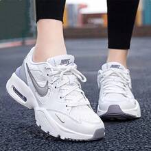 Nike Giày chạy bộ cổ thấp thoáng khí chống mài mòn, hấp thụ sốc Air Max Fusion Retro dành cho nữ - trắng - Xem 11