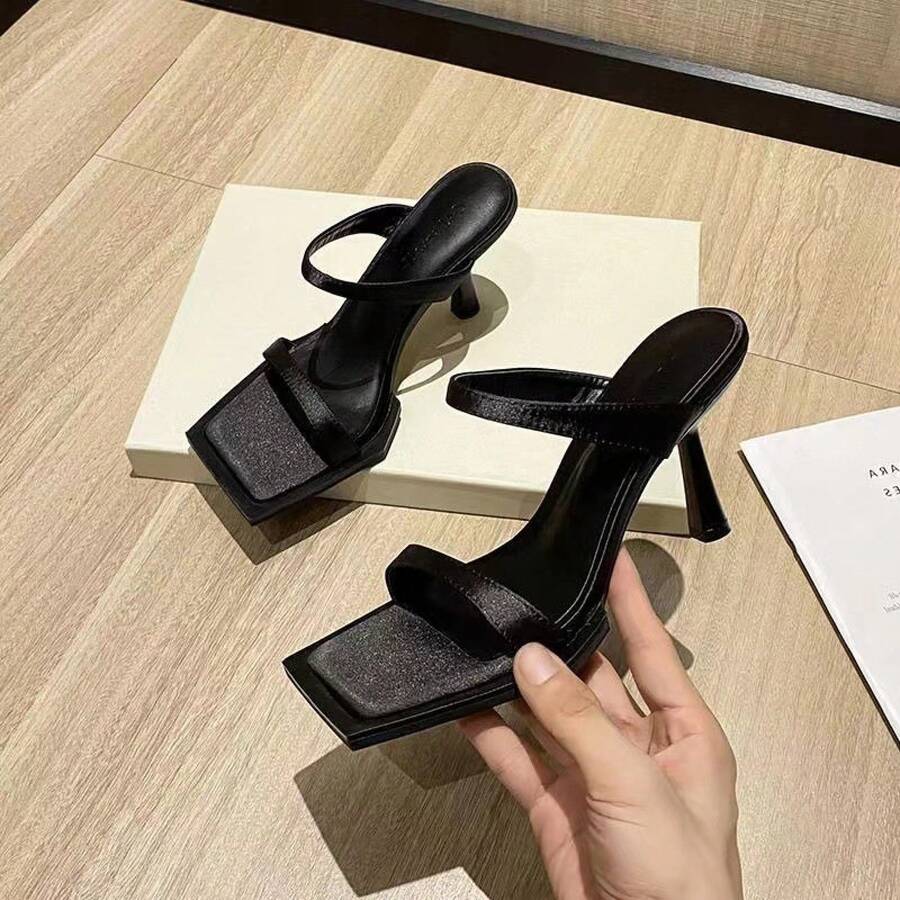 Women Heeled Sandals - Black Glossy Plate [8cm] - View 1