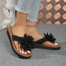 1 Pair Floral Black Flat Sandals - Black - View 7