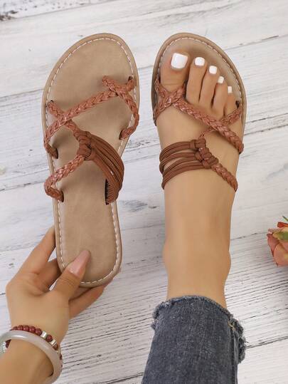 Dép xỏ ngón nữ đế bằng thủ công, đan chéo đôi, lót dày, mềm mại và thoải mái, màu trơn, phong cách Bohemian, giản dị, phá cách, thanh lịch, chất liệu da PU, quai chéo, dép sandal đế bằng nữ thích hợp cho mùa hè đi biển.