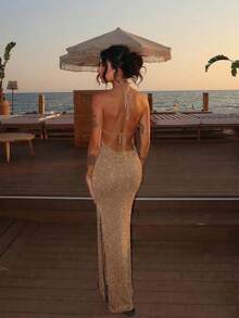 新款春夏女士亮面香槟色优雅系带吊带连衣裙，修身性感露背长裙，高腰侧开衩，时尚休闲，适合毕业典礼、音乐节、海滩度假、海滩派对、婚礼、郊游、鸡尾酒会等场合。 - 棕色 - 查看 3