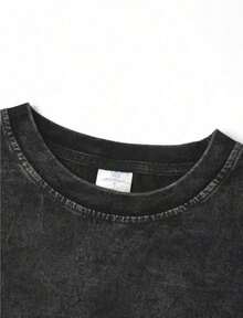Ropa Vintage de Algodón, Camiseta Lavada, Camiseta Gráfica Retro Lavada, Camisetas de Hombre 100% Algodón, Camiseta Lavada y Usada de 230g, Logotipo Frontal de Vodka Artesanal Tito's, Parte Trasera con Texto Circular "AUSTIN TEXAS Tito's HANDMADE Vodka" y Logotipo de Marca, Diseño de Moda, Tela Suave, Corte Holgado, Estilo Retro Urbano Unisex, Ropa de Verano para Hombre y Mujer. - Negro - Ver 4