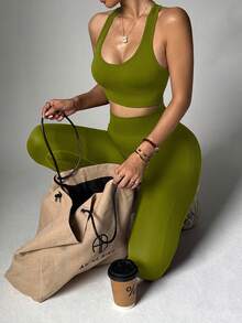 Women's Solid Color Cropped Tank Top And Leggings Fitness Set, Spring/Summer - Hunter Green - View 2