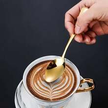 1/15/25/50/100件套金色餐具套装，包含不锈钢和塑料两种材质可选，两种款式，适用于婚礼装饰、学校用品、单身派对、厨房用具、派对用品、旅行套装、礼品、生日派对、毕业派对等场合。 - 金色 - 查看 4