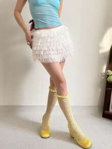 A Pair Of Sweet Girl-Style Satin Wooden-Earbud Lace Mid-Thigh Stockings. Multi-Color Open Mesh Lace Flowered Stockings Suitable For Revealing Style In Spring And Summer. Spring/Summer Lolita J.K. Style Girl Accessories. - 黃色 - 查看 5