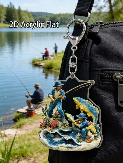 【2D平面】这款亚克力吊坠精美地描绘了两位渔夫垂钓的场景。它既是钓鱼配件，也是专业的钥匙扣，是送给钓鱼爱好者的礼物，也适合家居和派对装饰。此外，它也是送给家人、朋友和爱人的礼物，是情人节礼物指南、经济实惠的情人节礼物以及母亲节礼物的理想之选。