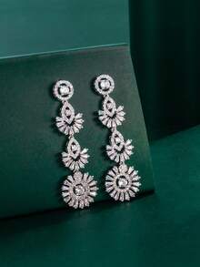 1 Đôi bông tai Tylionnejewelry sang trọng dành cho nữ, mạ vàng trắng và đính đá Zirconia, món quà trang sức thanh lịch phù hợp cho các buổi hẹn hò, đám cưới, tiệc tùng, kỷ niệm. - Bạc - Xem 4