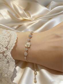 1件优雅四叶草设计可调节手链，铜质手链镶嵌锆石，闪亮夏季饰品 - 金色 - 查看 4