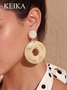 1 Pair Marble Texture Hollow Hoop Earrings, Vintage Exaggerated Casual Resort Party Fashion Earrings For Women - White - View 5