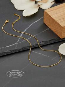 1 buah Kalung Rantai Tipis Minimalis Emas Stainless Steel, Desain Elegan dan Serbaguna, Dapat Dipakai Saat Mandi - Emas - View 4