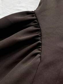 纯色无肩带连衣裙，适合度假、情人节、派对、晚宴等场合，尽显夏季优雅气质。 - 棕色 - 查看 4