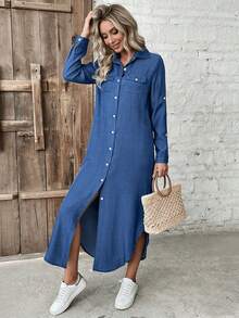 Loose-Fitting Shirt Dress With Button-Down Shirt And Pockets, Featuring A Print. - Blue - View 10