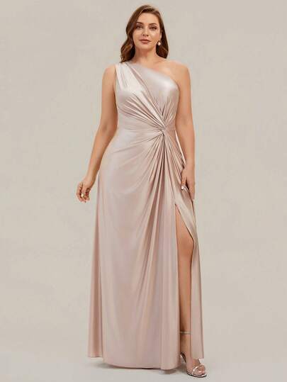 EVERPRETTY Plus Size Luxury Romantic Taffeta Asymmetrical Shoulder Ruched Waist Champagne Bridesmaid Dress, Fitted Silhouette For Spring/Summer Wedding Guest, Prom, Graduation Party, Vacation