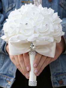1 bó hoa trắng với ruy băng ren và điểm nhấn kim cương, bó hoa cầm tay thanh lịch cho cô dâu và phù dâu, bó hoa hồng nhân tạo, phụ kiện chụp ảnh cưới, đồ dùng đám cưới, mùa hè, bãi biển - trắng - Xem 15