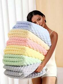 Extra Large Cloud Fleece Bath Towel, Absorbent Shower Towel For Home, Dorm, Hotel,1 PC Luxury Bath Towel Set: Super Soft, Super Absorbent, Quick-Drying Towel, Bringing A Spa-Like Experience - Suitable For Fitness, Spa, Sports, And Bathroom Essentials,Christmas Gift,Bath Towel,Bath Towel Set,Bath Towels Set,Bath Towel Large,Bath Towels Cotton,Bath Towels Large,Bath Towel Holder,Bath Towel Wrap,Bath Towel Rack,Bath Towel Robe,Bath Towel Hanger,Bath Towel Set Cotton,Bath Towel Cotton,Bath Towel Christmas,Bath Towel Women ,Bath Towel For Women,Bath Towel Dress,Bath Towel Microfiber,Bath Towel For Men,Bath Towel And Hand Towel,Travel Shower Towel,Soft Floral Bath Sheet,Oversized Floral Bath Towels,Fleece Sheets,Coral Bath Towels,Bath Towels,Thick Fleece Bath Towels,Towels Large Best Absorption,Coral Fleece Towel,Coral Fleece Bath Towel,Coral Fleece Bath Towelslarge Hair Towel Wrap,Hair Towel With Elastic Band,Quick Dry Hair Wrap - Grey - View 5
