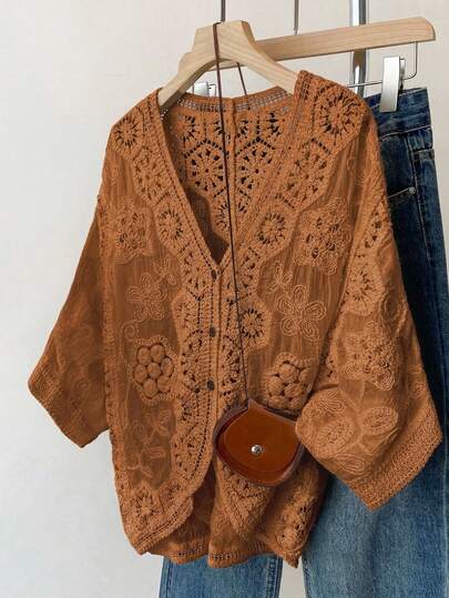 JIANHU كارديجان كروشيه بوهيمي أنيق - شال دانتيل رومانسي بطبعات زهور وهندسية مناسب للعطلات والاستخدام اليومي | كنزة صوفية صوفية خفيفة بياقة على شكل حرف V وأزرار، مناسبة بشكل خاص للأشكال البسيطة، ربيع