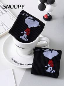 SNOOPY 1 Paio di Autentici Calzini Uomo Estivi Neri Alla Caviglia, Calzini Stile cartoni animati Carini e Traspiranti, Deodoranti e Assorbenti, Calzini Sportivi Casual Versatili con Motivo cartoni animati, Adatti per Studenti e Adulti, Perfetti per Uso Quotidiano e Come Regalo - nero - Visualizzare 4