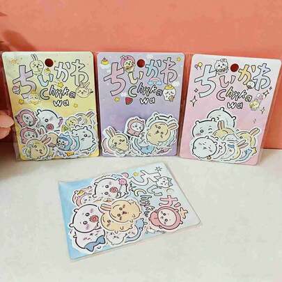 chiikawa 1 miếng dán anime Nhật Bản mới ra mắt năm 2026! Họa tiết dễ thương và rõ nét, độ bám dính cao, sử dụng đa năng. Có thể dùng làm sticker khen thưởng học sinh, tự làm đồ dùng văn phòng phẩm, hoặc trang trí hộp, đàn guitar, ván trượt, ốp điện thoại, thể hiện cá tính riêng.