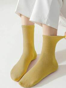 1/3/5 Pairs Women's Colorful Striped & Solid Comfortable Versatile Mid-Calf Socks - Multicolor - View 2