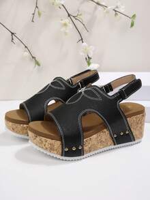 2025夏季新款欧美时尚双扣铆钉装饰休闲加大码坡跟厚底凉鞋 - 黑色 - 查看 7