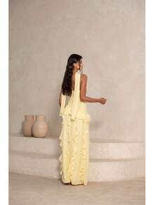 Long, Flowing Chiffon Bridesmaid Dress With Elegant Cape Overlay. - Màu vàng - Xem 2