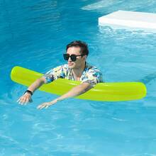1pc Colorful Inflatable Swimming Stick, A Buoyant Companion For Summer Water Fun! Made Of Lightweight Yet Sturdy PVC, It Can Help Beginner Swimmers Maintain Balance And Serve As A Fun Pool Accessory. Redefining Water Leisure By Ditching The Bulkiness Of Traditional Floats, This Inflatable Stick Is Soft And Skin-Friendly., Pool Inflatable, Beach Essentials, Pool Float - MultiWarna - View 9