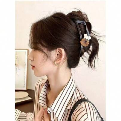 1pc Cartoon Puppy Triangle Hair Clip, 2026 New Arrival Elegant Hair Claw For Thick Hair, Cute Hair Accessory