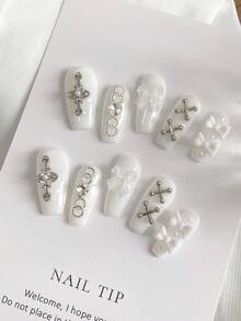 白色辣妹风、精致重工风、高端白色展示、中长朋克风、可穿戴美甲、可卸式按压美甲贴片 - 彩色 - 查看 2