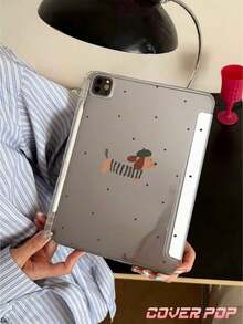 这款波点和贵宾犬图案的平板电脑保护套兼容 iPad Air 11 英寸 M3 2025 / M2 2024、Air 第五代 2022、(A16) 11 英寸第十一代 2025,也兼容三星 Galaxy Tab 和 Kindle Paperwhite 第十二代 2024。透明背壳,时尚图案保护套,支持自动睡眠/唤醒功能,内置气囊保护,适合作为礼物或办公用品。 - 彩色 - 查看 5