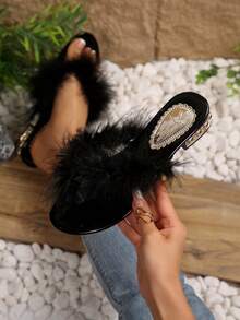 Giày sandal cao gót nữ, sandal cao cấp có quai xỏ ngón, sandal da PU đính lông vũ dự tiệc. - màu đen - Xem 1