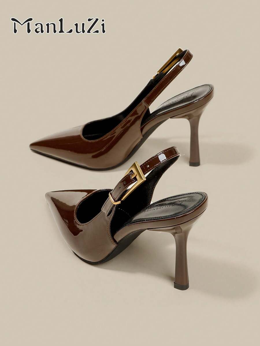 Damen Braune Lackleder Spitze Kitten Heel Pumps, elegante formelle Kleiderschuhe mit Schnallenverschluss, geschlossene Zehe High Heels für Partys - Kaffeebraun - Übersicht 1