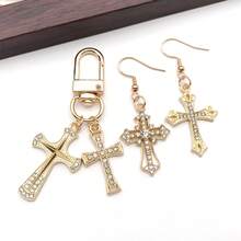 30 piezas de colgantes de cruz de aleación con incrustaciones de rhinestone. Un accesorio DIY popular ideal para crear pulseras, collares, aretes y diversas manualidades hechas a mano. - Multicolor - Ver 5