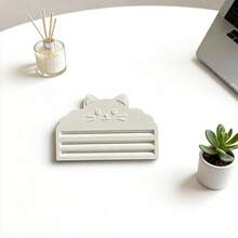 1个猫粮挤压器 - 高效挤压猫粮袋，最大限度保留剩余猫粮，避免浪费。专为注重清洁喂食和操作便捷的猫主人设计。这款挤压器适用于各种猫粮袋，易于清洁，保持卫生。 - 500ml - 查看 10