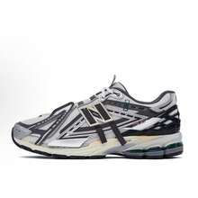 New Balance 1906R Sneakers - Authentic Techwear Performance Running Shoes | Viral 2026 Unisex Retro Lifestyle Trainers | Premium N-Lock System & Stability Web | Durable Mesh & Synthetic Overlays | Iconic ABZORB Cushioning Daily Footwear - Xám bạc - Xem 14